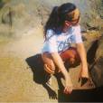 Ao longo deste domigo (13), Rihanna compartilhou com seus fãs fotos do safari que fez em Johannesburg, África do Sul