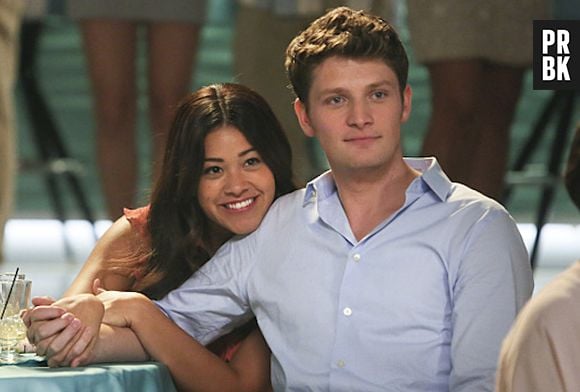 Em "Jane the Virgin", Jane perde a virgindade com Michael!