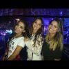 Bruna Marquezine e Anitta assistiram ao show do grupo One Direction no Rio de Janeiro de cima do palco