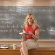 Elizabeth Halsey (Cameron Diaz) bebia e dormia ao invés de dar aulas em "Professora sem Classe"!