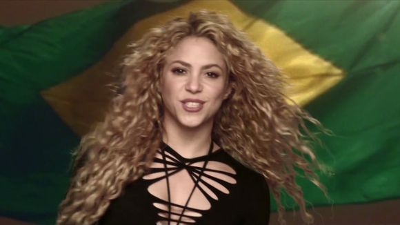 Shakira lança com Neymar versão de "La La La" para a Copa do Mundo