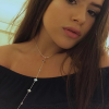 Maisa Silva faz carão em selfie