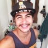 Mesmo de bigode, Rafael Vitti não perde a cara de menino