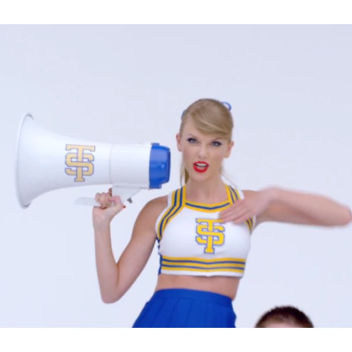  Taylor Swift fez os anuncios, ao vivo pela internet, nesta segunda-feira &amp;agrave;s 18hi 