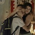 Em "O Outro Lado do Paraíso": Clara (Bianca Bin) ouve Tomaz (Vitor Figueiredo) a chamando de mãe no último capítulo da novela