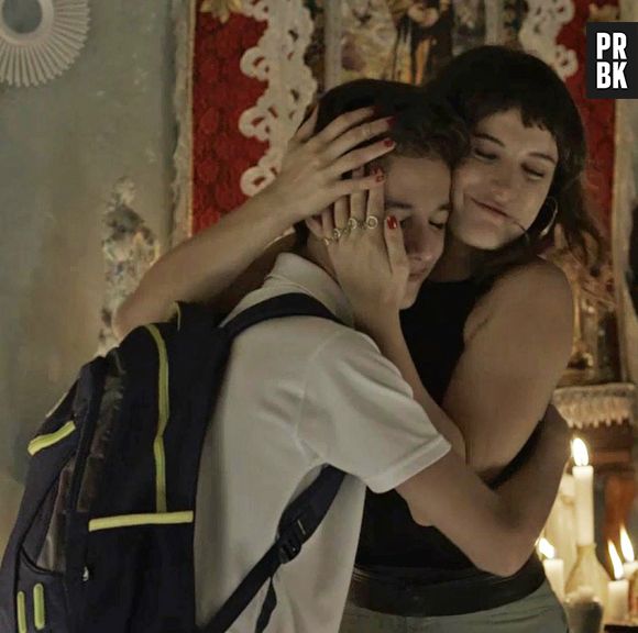 Em "O Outro Lado do Paraíso": Clara (Bianca Bin) ouve Tomaz (Vitor Figueiredo) a chamando de mãe no último capítulo da novela