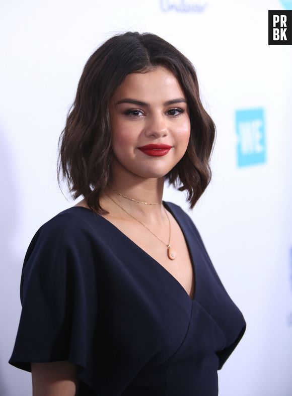 Selena Gomez está de volta com "Back To You". Ouça