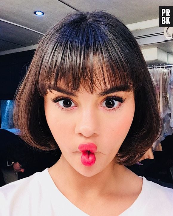 Selena Gomez faz seu comeback com "Back To You" e diz que próximo álbum está perto de sair