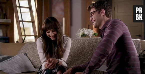 Marlene King, showrunner de "Pretty Little Liars", diz que Spencer (Troian Bellisario) e Toby (Keegan Allen) estão morando na Filadélfia atualmente