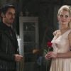 Hook (Colin O'Donoghue) surpreederá Emma (Jennifer Morrison) em "Once Upon a Time"