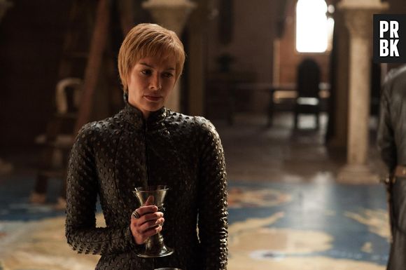 Lena Headey, de "Game of Thrones", avisa que irá continuar postando fotos sem maquiagem