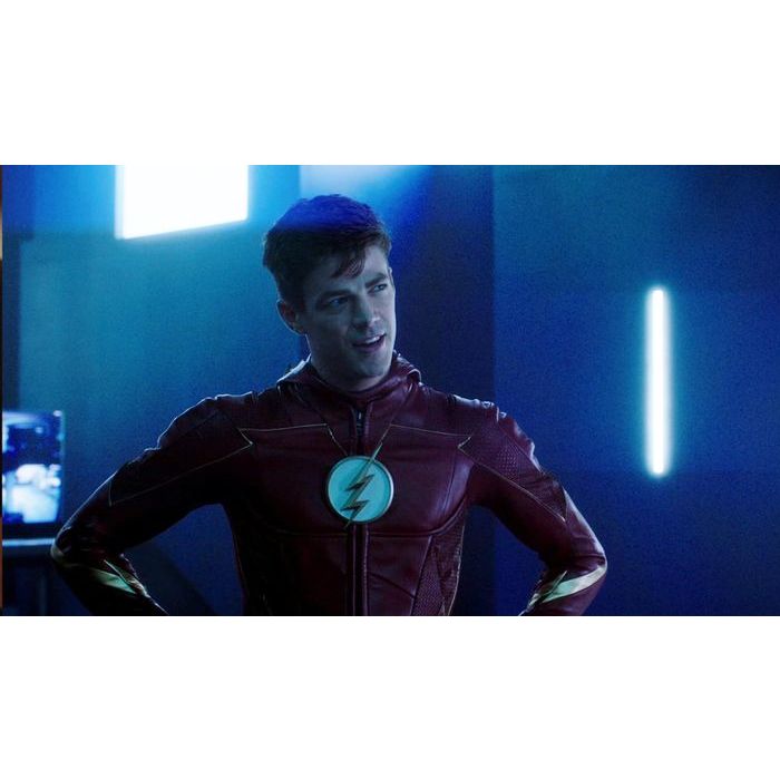 Em &quot;The Flash&quot;: uniforme do Deus da Velocidade aparecem em imagens dos bastidores