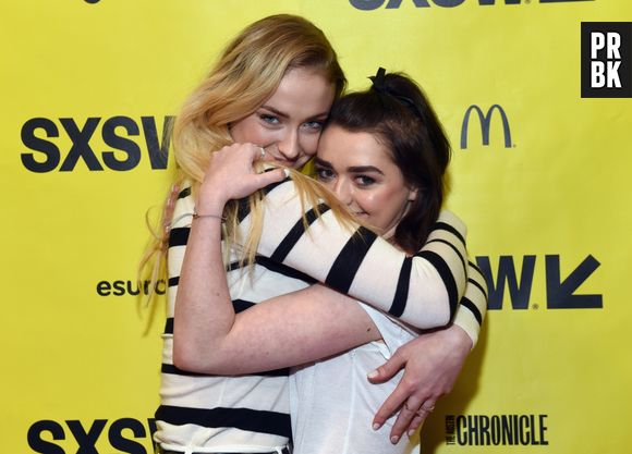 Maisie Williams mostrou as mensagens animadas que Sophie Turner enviou pós exibição de episódio de "Game of Thrones"