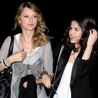 Selena Gomez elogia a amiga Taylor Swift e seu novo álbum, "1989"!