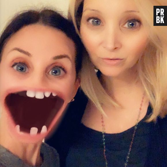 Courteney Cox e Lisa Kudrow, de "Friends", vivem compartilhando registros engraçads