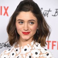 Natalia Dyer, de "Stranger Things", fala de assédio que a Nancy sofre e a gente tá batendo palma