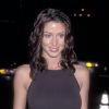 Shannon Elizabeth foi Nadia no filme, estudante de intercâmbio que se envolve com Jim