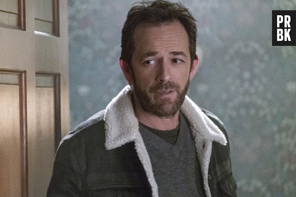 Episódio que irá homenagear Luke Perry em "Riverdale" será dirigido por brasileiro