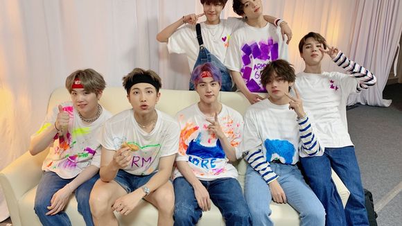 Você sabia que o BTS tem um oitavo integrante e ela é mulher?