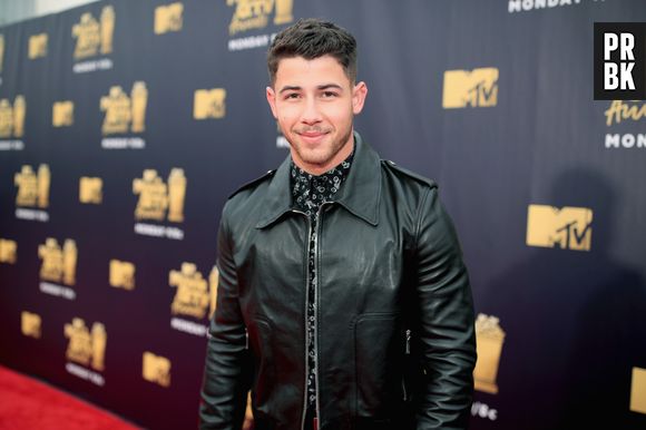Nick Jonas faz 27 anos e nós separamos as melhores 27 fotos do cantor