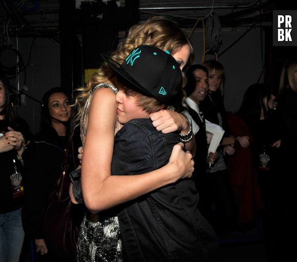 Justin Bieber ficou do lado de Scooter Braun em polêmica com Taylor Swift