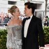 Lili Reinhart e Cole Sprouse são muito fofos juntos, né?