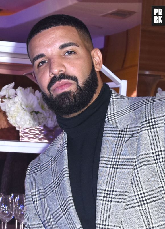 Drake está na lista dos artistas que mais venderam nos últimos 50 anos