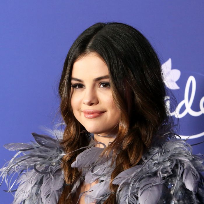 Selena Gomez desabafou por conta das críticas pela sua aparência