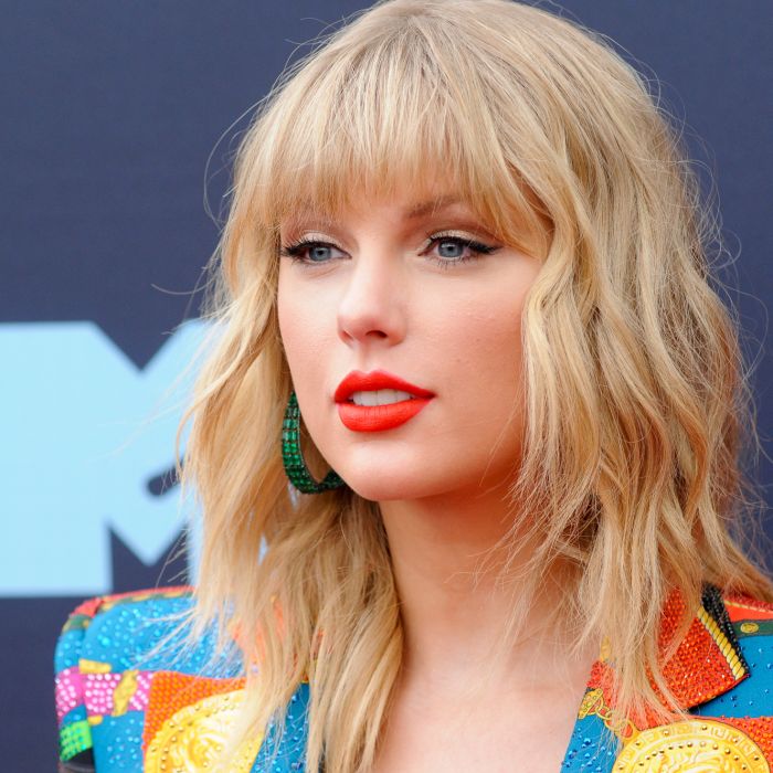 Taylor Swift falou sobre chantagens de gravadora e Scooter Braun começou a receber ameaças