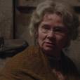 Granny (Beverley Elliott) pode deixar "Once Upon a Time"