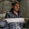 Hook (Colin O'Donoghue) também está ameaçado de morte em "Once Upon a Time"