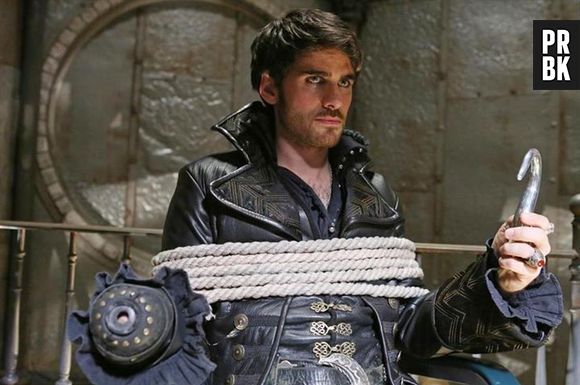 Hook (Colin O'Donoghue) também está ameaçado de morte em "Once Upon a Time"