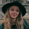 "Para Todos os Garotos: P.S. Ainda Amo Você": Chris (Madeleine Arthur) é muito mais independente e importante na vida de Lara Jean (Lana Condor) no livro