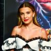 Millie Bobby Brown faz aniversário de 16 anos nesta quarta (16)