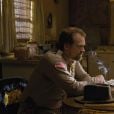 Em "Stranger Things", Hopper (David Harbour) é o detetive, mas Joyce (Winona Ryder) é bem boa na profissão também! De forma amadora, claro