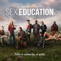 Acabou a quarentena para o elenco de "Sex Education": 3ª temporada já começou a ser gravada