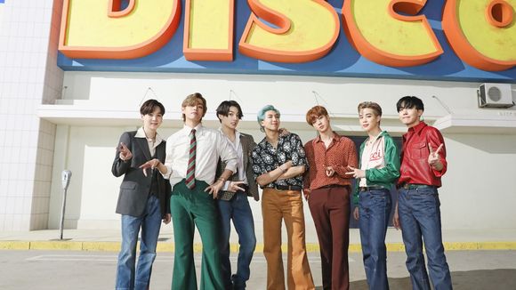 Diga um artista Pop que você gosta e nós vamos te recomendar um de K-Pop para ouvir