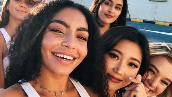 As meninas do Now United se reuniram e contaram o que esperam do 18º integrante do grupo