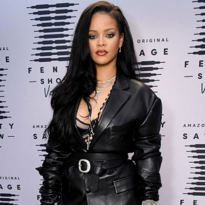 Rihanna compara empoderamento feminino com o que os homens já vivem normalmente e evidencia desigualdade de gênero