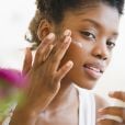 Skincare: peles negras também precisam usar protetor solar todos os dias