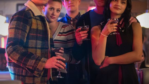5ª temporada de "Riverdale" volta com novos episódios apenas em agosto