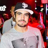 Caio Castro, galã de "Amor à Vida", revela significado de tatuagem do Mickey: "Todos somos iguais"