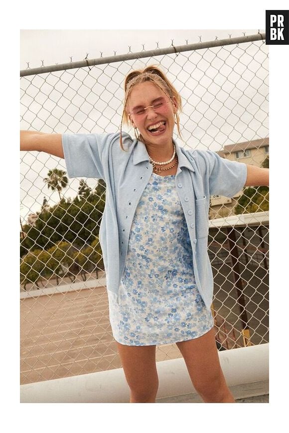 Linha de roupas do Now United inclui camisa social e vestidinhos