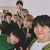 Os fãs do BTS concordam que eles ficam lindos de qualquer jeito