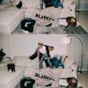 Suran lançou seu novo single "Blanket" na última quarta-feira (21)