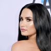 Demi Lovato acredita na influência dos astros sobre sua vida