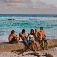 Você lembra tudo que aconteceu na 1ª temporada de "Outer Banks"?