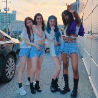 Grupo de K-pop, Black Swan, sonha em parceria com Ariana Grande e tem planos de vir ao Brasil