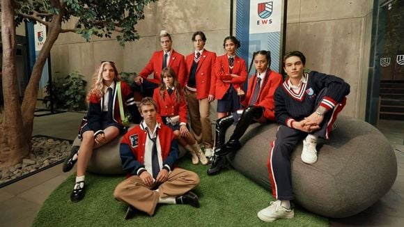 Elenco do reboot de "Rebelde" faz primeira foto oficial para a Netflix