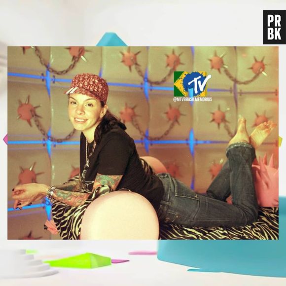 Penélope Nova tirava dúvidas a respeito de sexo do público no "Ponto P"